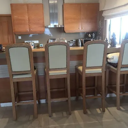 Mackenzie Sunrise Eftyhia Court Апартаменты